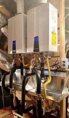 Tankless water heater installation from Earl's Plumbing