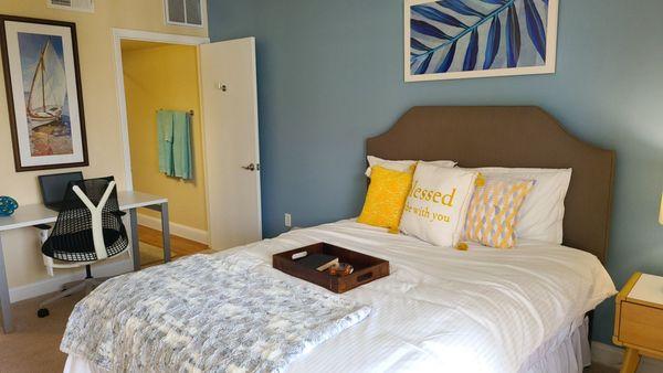 D' Apt part of 2BR Fountainview West Palm Beach sample unit Tues 8-6-24