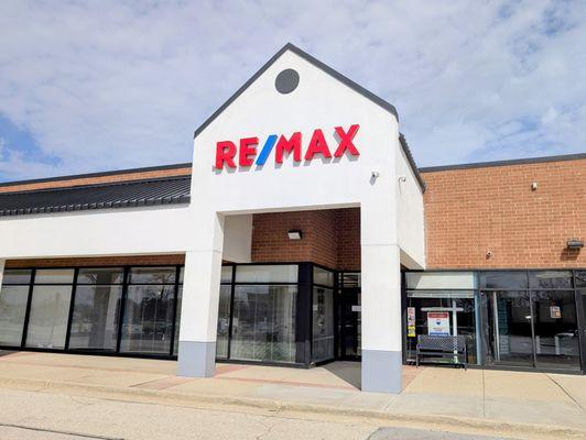 REMAX Suburban Arlington Heights IL 60004