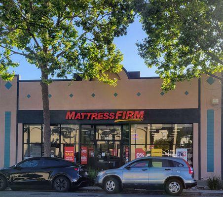 Mattress Firm El Cerrito