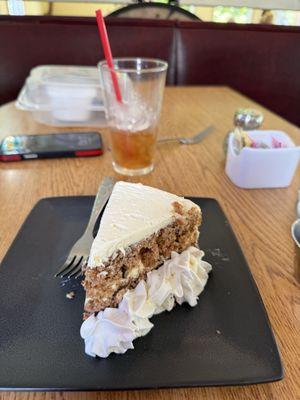 Quirky Birds Treehouse & Bistro