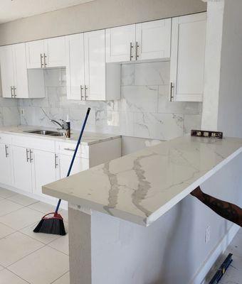 Luroni Quality Service