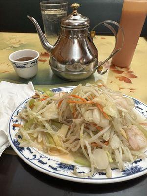 Chi's Garden Restaurant