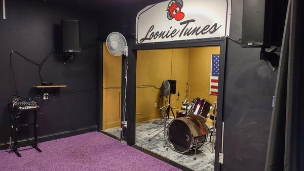 Loonie Tunes Studio