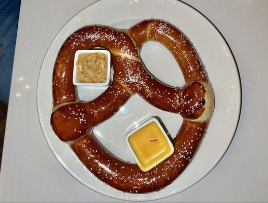 Hot Pretzel