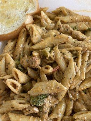 Cajun chicken pasta, it's delicious