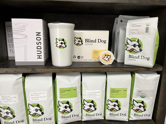 Wow, nice variety of options here at the roastery. Definitely a nice visit.