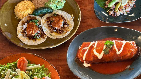 Tacos de Plaza, Burrito Rojo, Ceviche Costeño y Amigos Ensalada