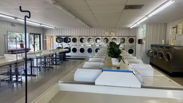Clay Street Laundromat