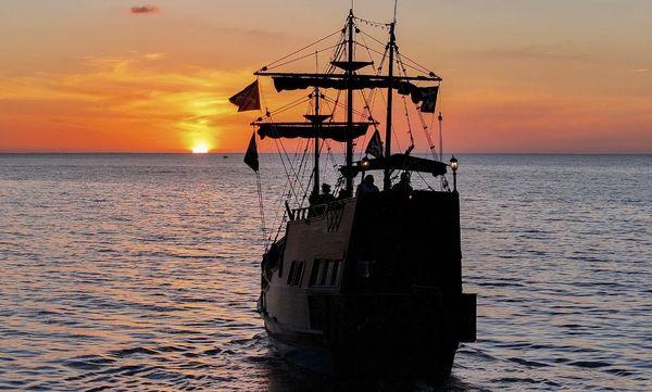 Royal Conquest Pirate Ship