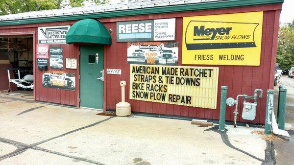 Friess Welding, Inc. & Summit Trailer Sales and Service, Inc. Office entrance.