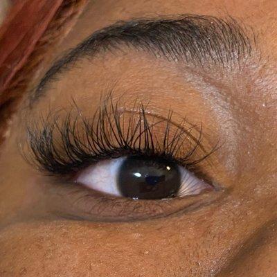 HYBRID SET EYE LASH EXTENSIONS