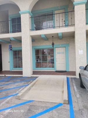 Uemura Chiropractic & Acupuncture Clinic