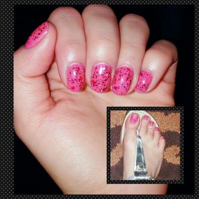 Totally obsessed with my bedazzled Gel finger nails and toes by Michelle D! Perfection everytime! Yes!!!