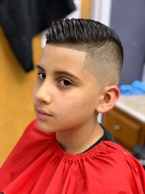 jrbarber55.booksy.com