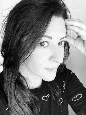 I am Anamaria Brenson Wellness Health Coach dedicated to guide you in your journey to natural health.