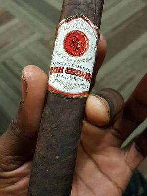 Sam's Cigars & Tobacconist Shop