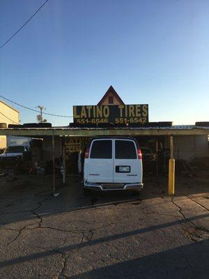 Latino Tires