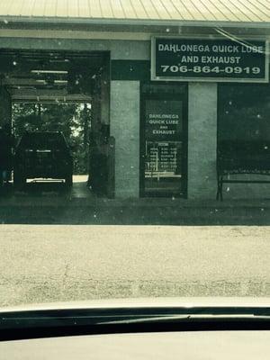 This is the office area where you come to give the information and keys to your vehicle.