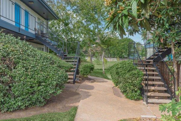 Creekside Villas At Clear Lake