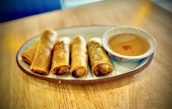 Crispy egg rolls