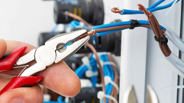 Ellis Electrical