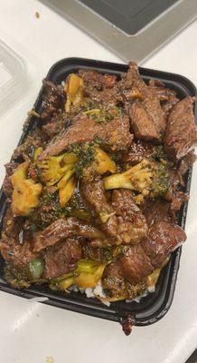 K-Dubbs KuttinUp Kitchen