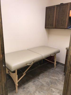 Absolute Injury and Pain Physicians