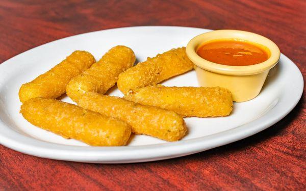 Mozzarella sticks with marinara sauce.