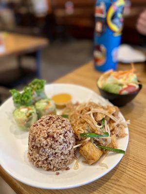 Lunch combo plate @colorful.eats