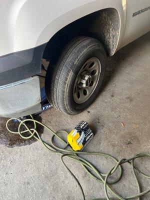 Quincy Alignment & Brake