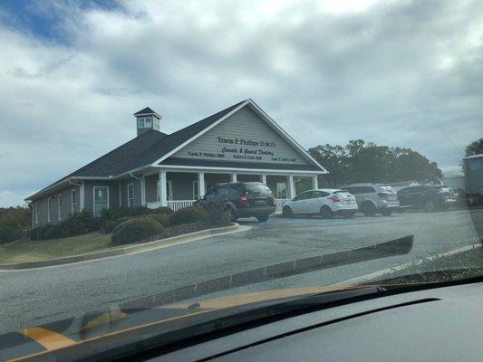 Travis P Phillips, DMD