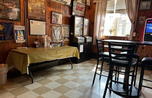 Bar seating