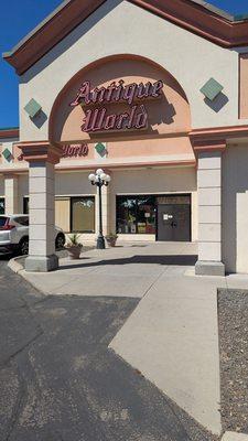Antique World Mall