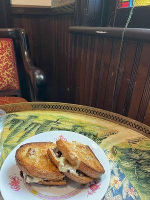 Berries and brie sandwich