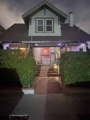 Hillcrest House Bed & Breakfast