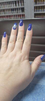 Love me some diamond nails!