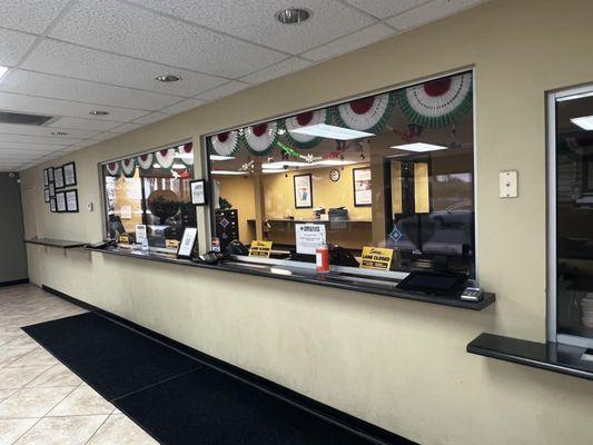 Checkmate Check Cashing & Payday Loans