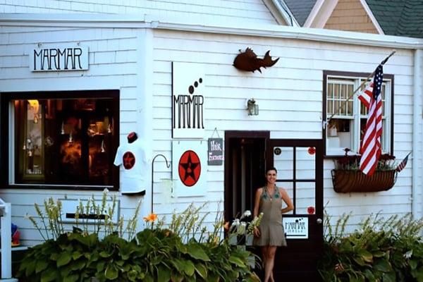 MarMar Jewels is located on Dodge Street on Beautiful Block Island, RI. Open every day Memorial Day through Labor Day.