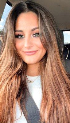 My name is Caitlin and I am the owner of Glazed Spray Co. I am certified and trained in spray tanning and love making women feel beautiful!