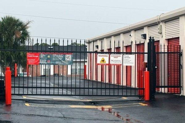 Public Storage