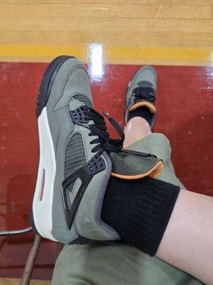 Lake Taylor High School