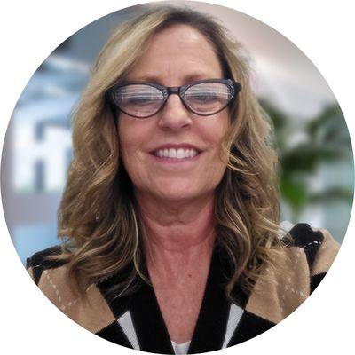 Michelle S Saunders, LMFT