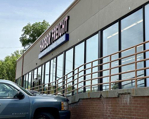 Harbor Freight Tools