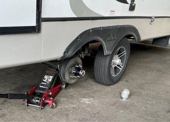 Les Schwab Tire Center