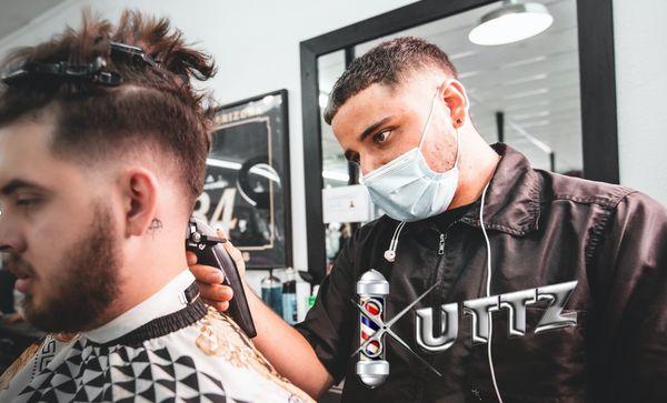 Kuttz Barber Shop & College