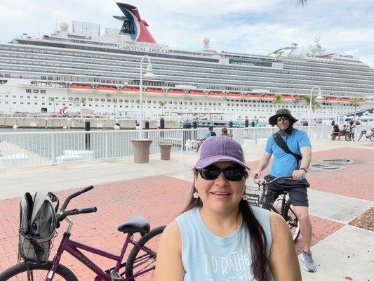 9-26-2022 - snap a selfie before taking off for the day.