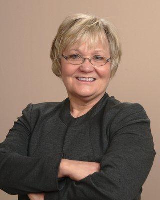 LET ME HELP YOU SELL OR BUY YOUR HOME! I WILL BE WITH YOU ALL THE WAY.