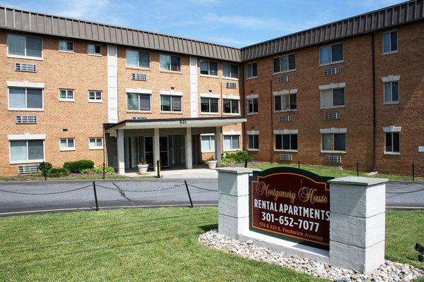 Montgomery House Apartments