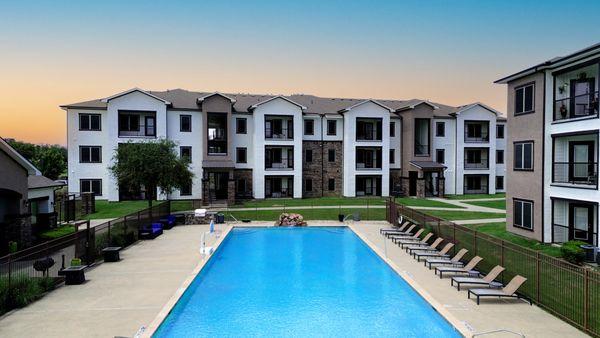 Creed Canyon Apartments